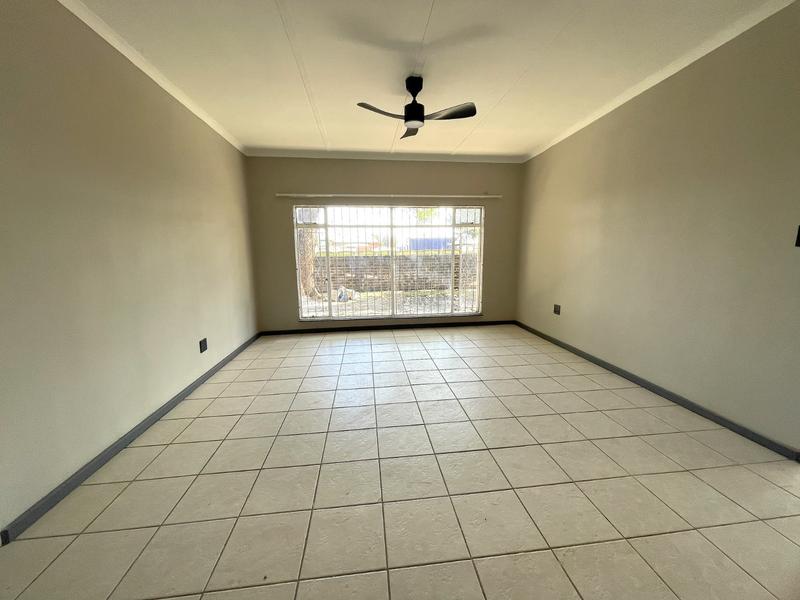 To Let 4 Bedroom Property for Rent in Vyfhoek A H North West